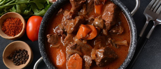 Beef Bourguignon: tradition and French delight