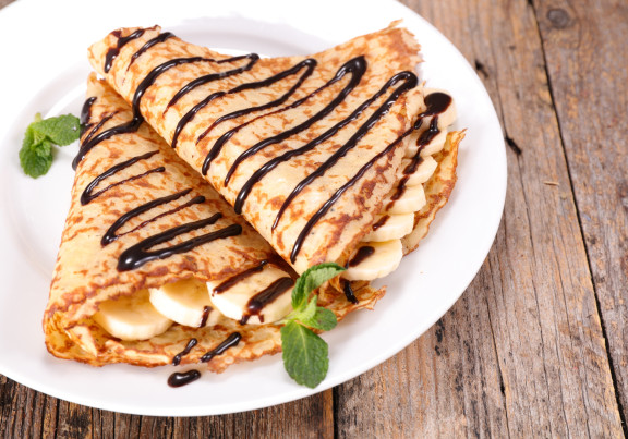 French Crêpes: History, Traditional Recipe and Perfect Pairings