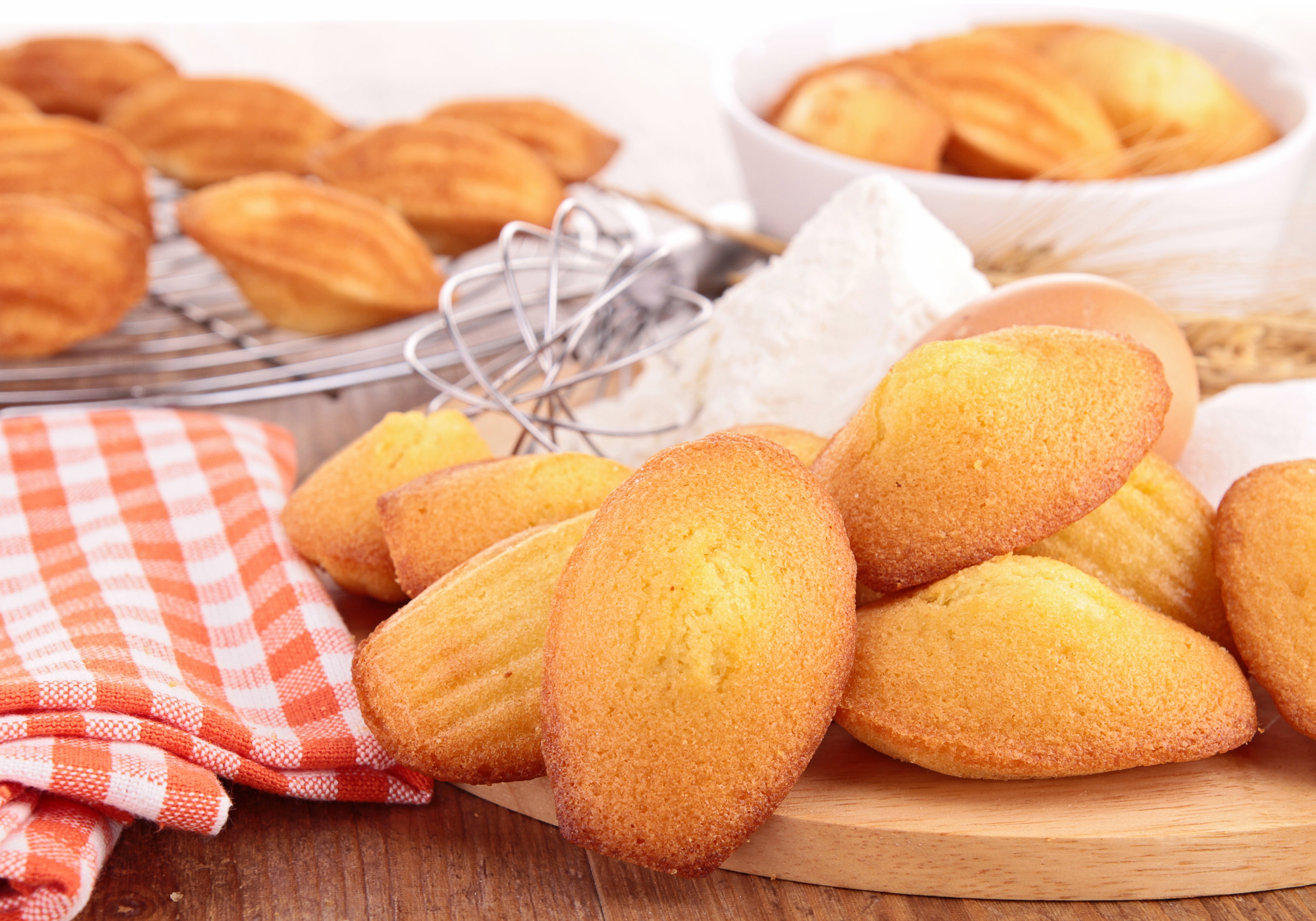 Citrus Madeleines: An Easy and Delicious Recipe