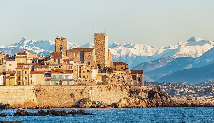 10 Fairytale Destinations in France That Look Like a Movie Set